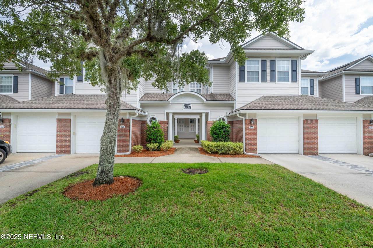 2017 Pond Ridge Court - Photo 1