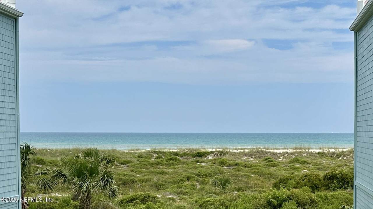 190 Ocean Hibiscus Drive - Photo 1