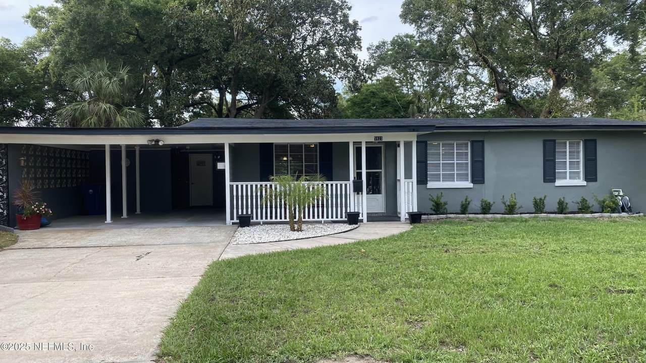 5923 Green Hill Lane - Photo 1