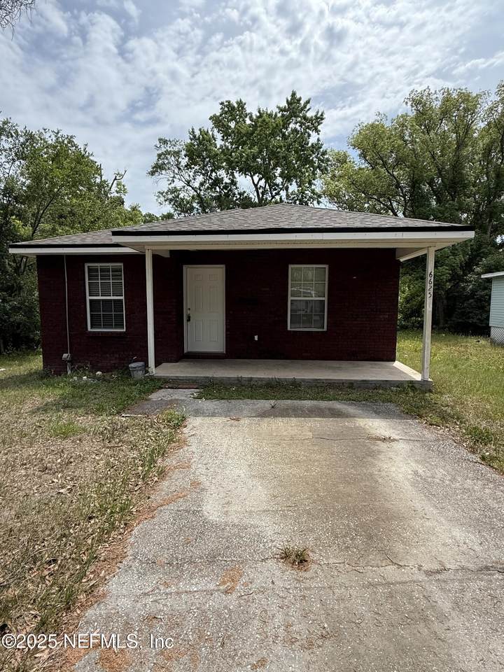 6625 Vermillion Street - Photo 1