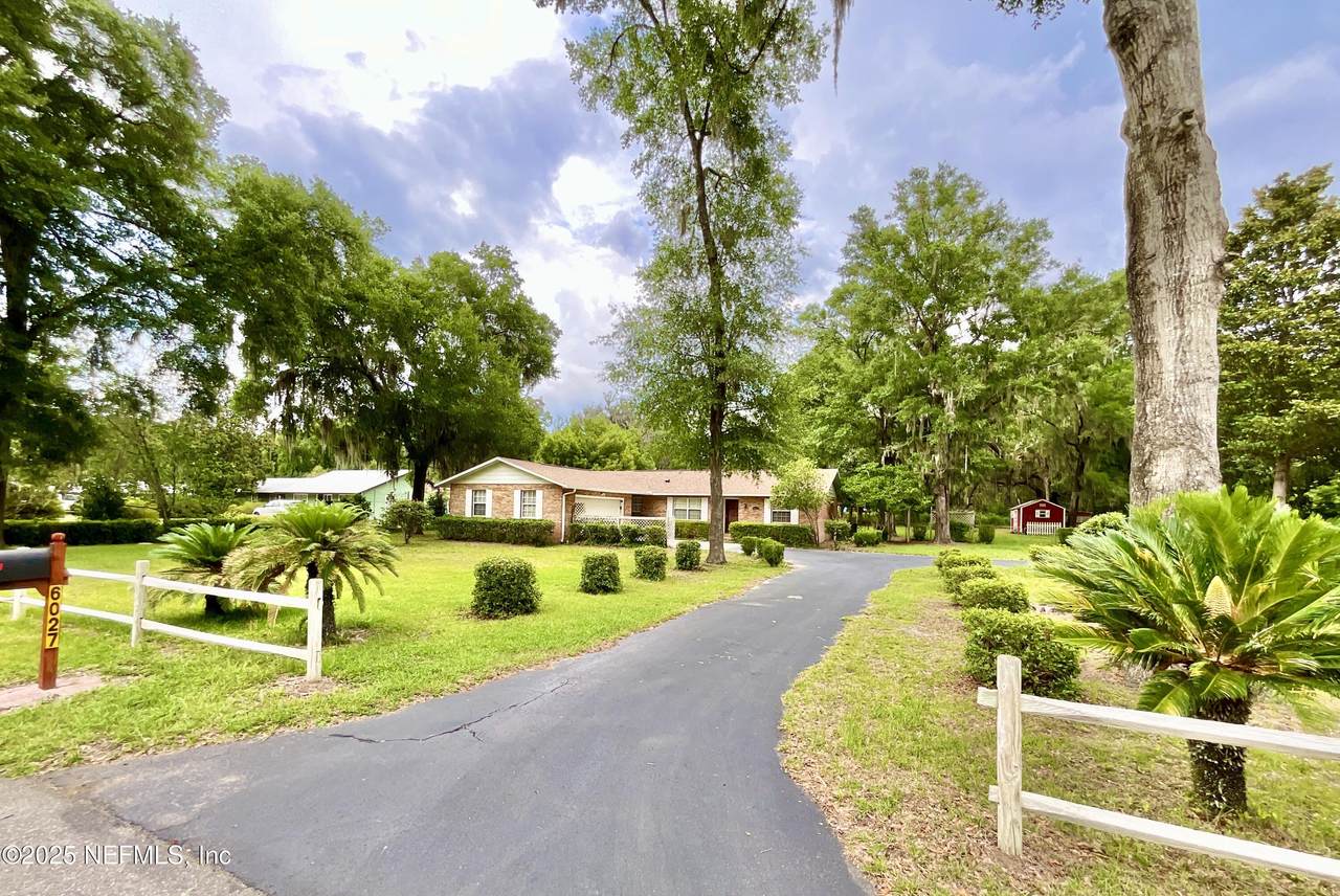 6027 Dogwood Lane - Photo 1