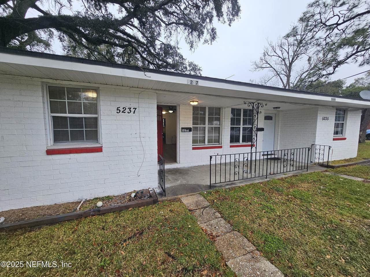 5237 San Juan Avenue - Photo 1