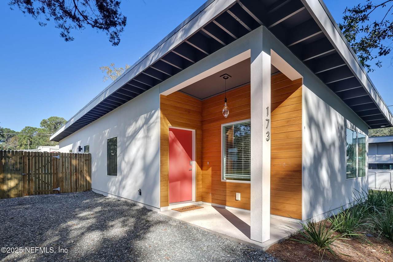 173 Lynn Street - Photo 1
