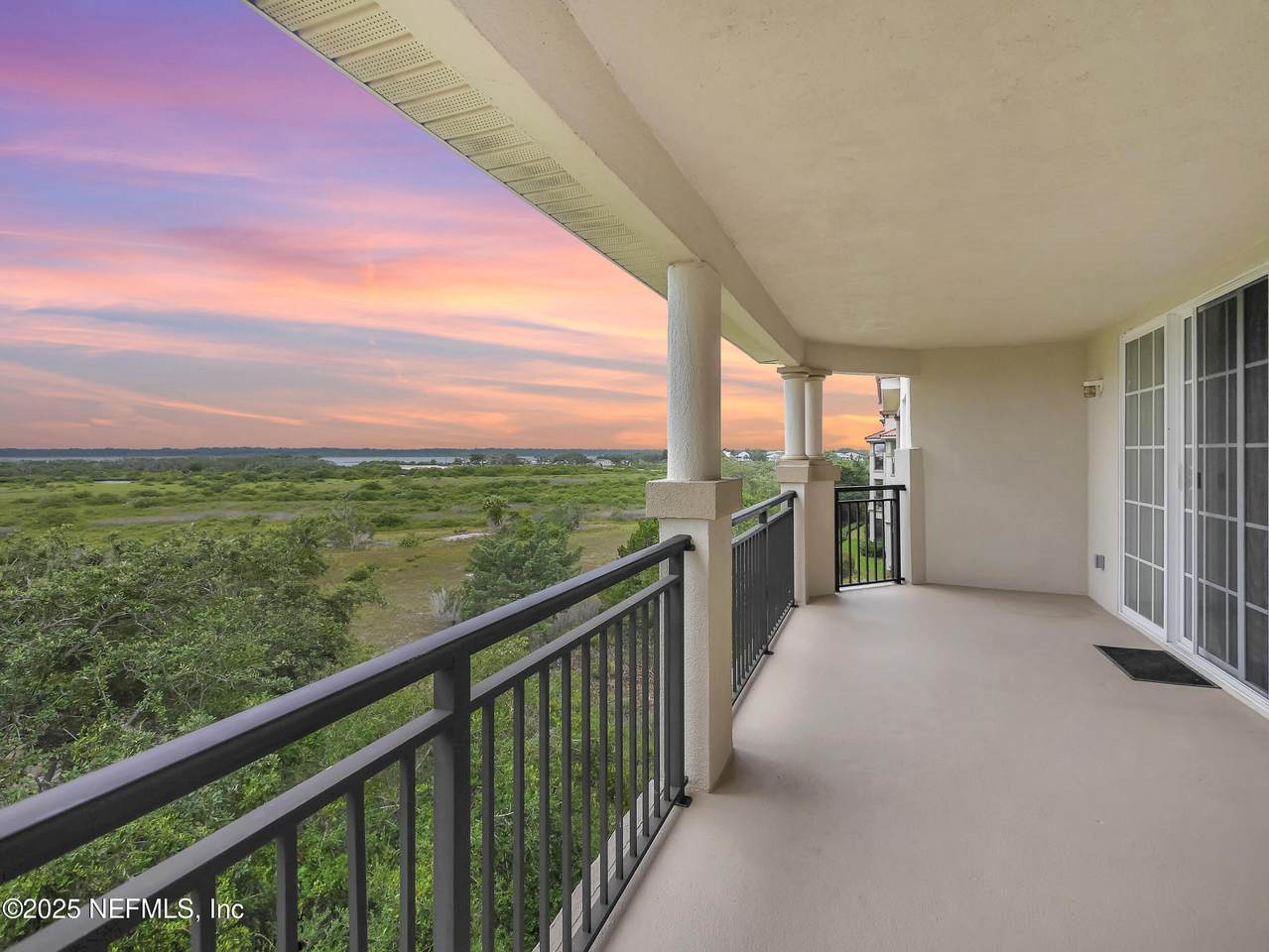 150 Pantano Cay Boulevard - Photo 1