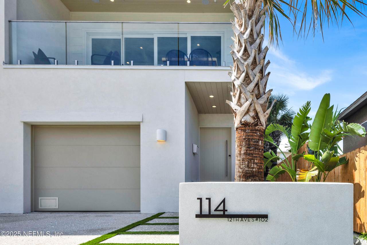 114 12TH Avenue - Photo 1