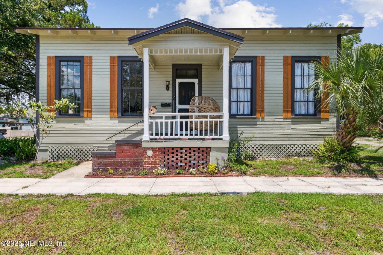 501 Beech Street - Photo 1