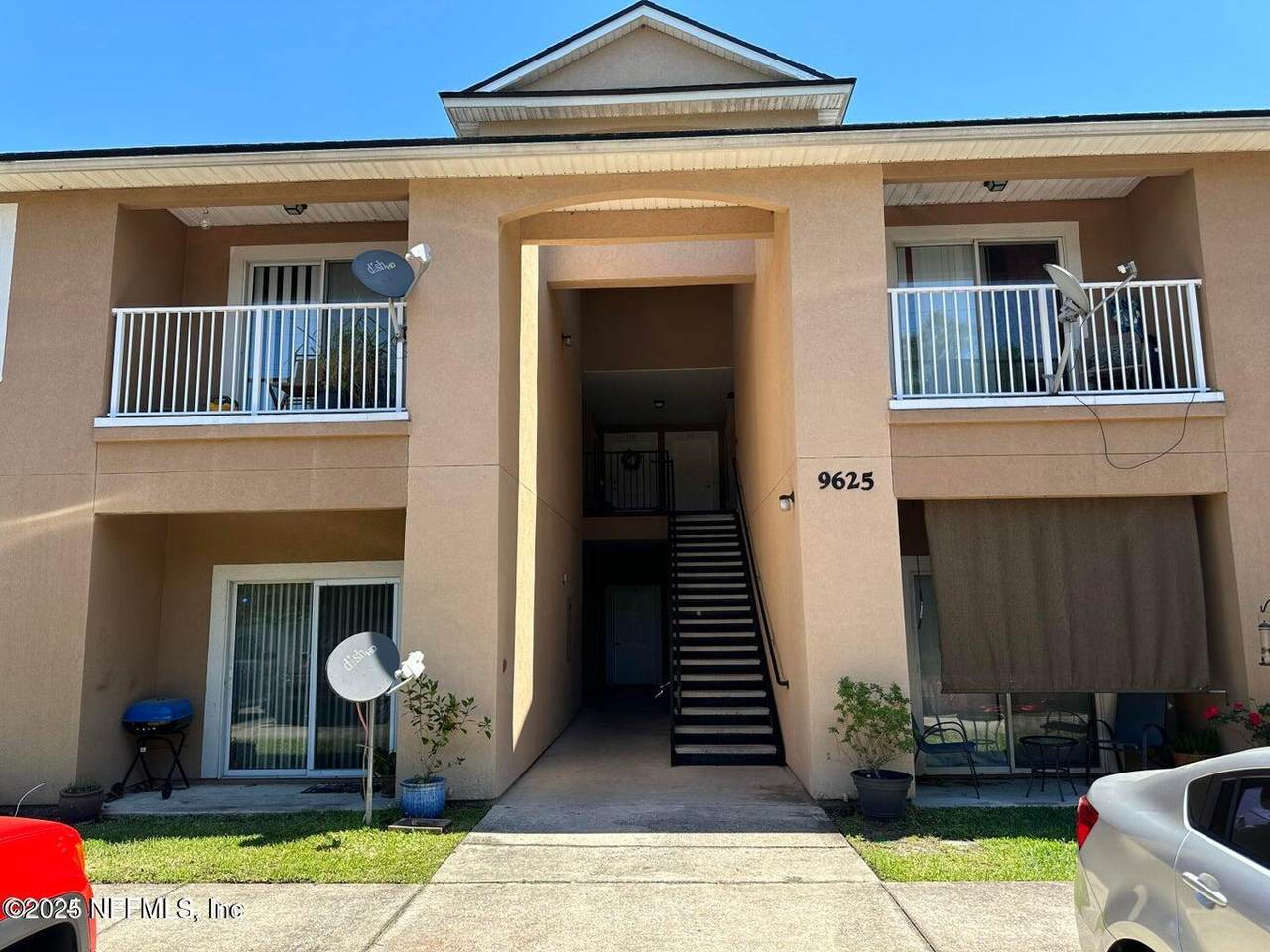 9625 Amarante Way - Photo 1
