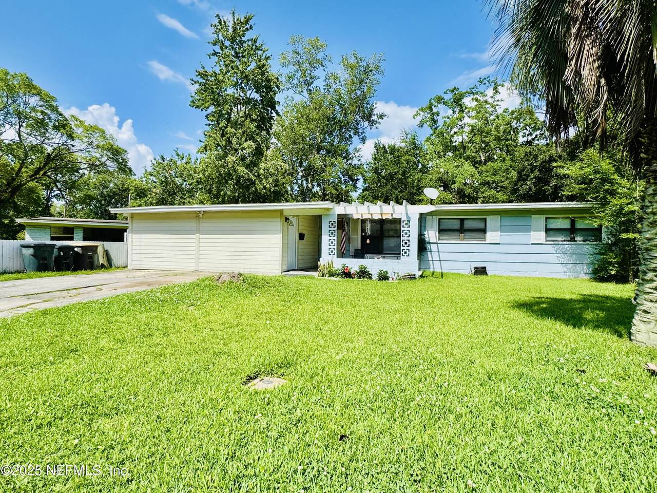 913 Le Brun Drive - Photo 1