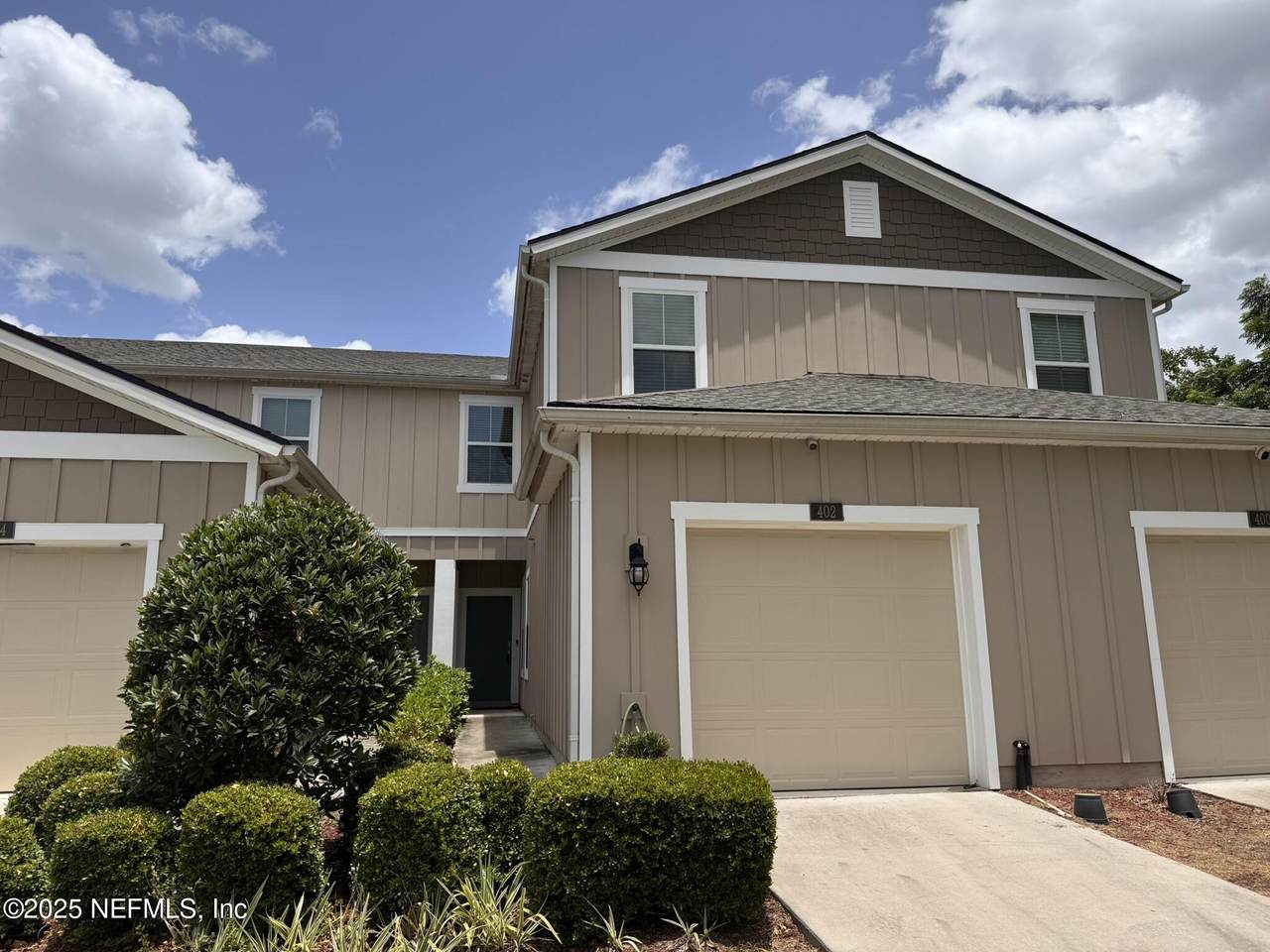 402 Aralia Lane - Photo 1