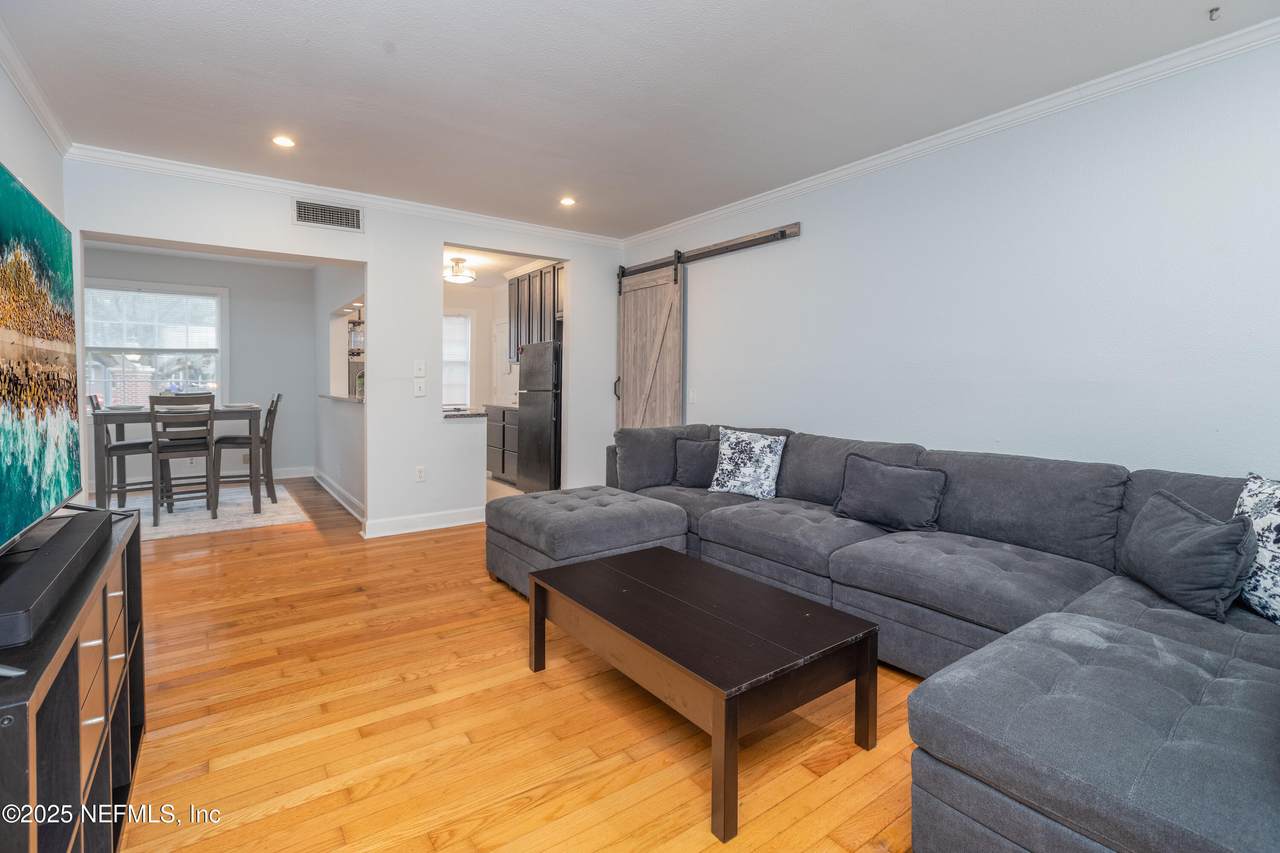 1528 Palm Avenue - Photo 1