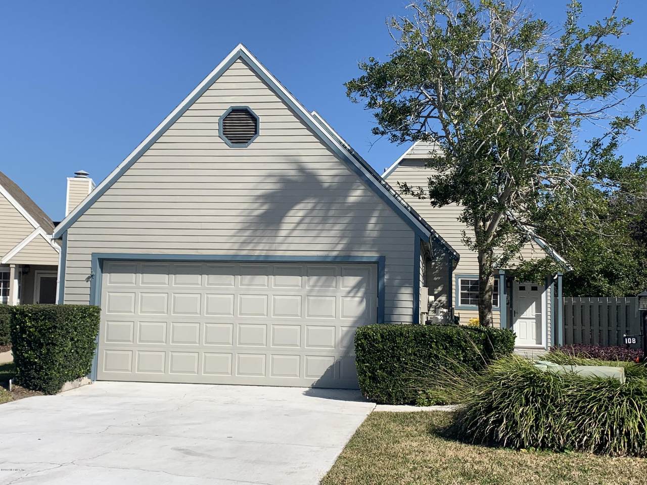 108 Lake Circle - Photo 1