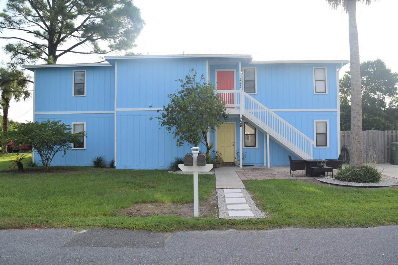 725 7TH Avenue - Photo 1