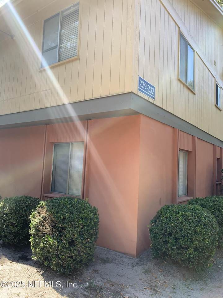 1800 Park Avenue - Photo 1