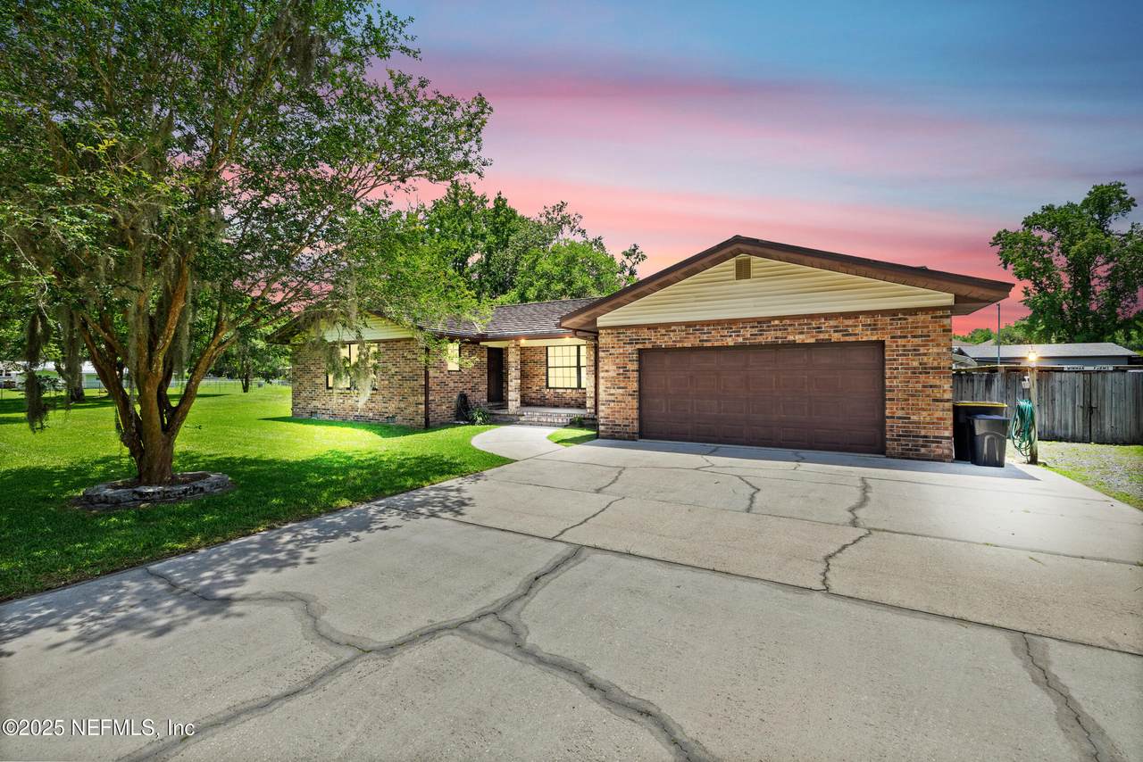 10310 Old Kings Road - Photo 1