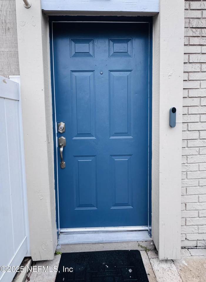 8880 Old Kings Road - Photo 1
