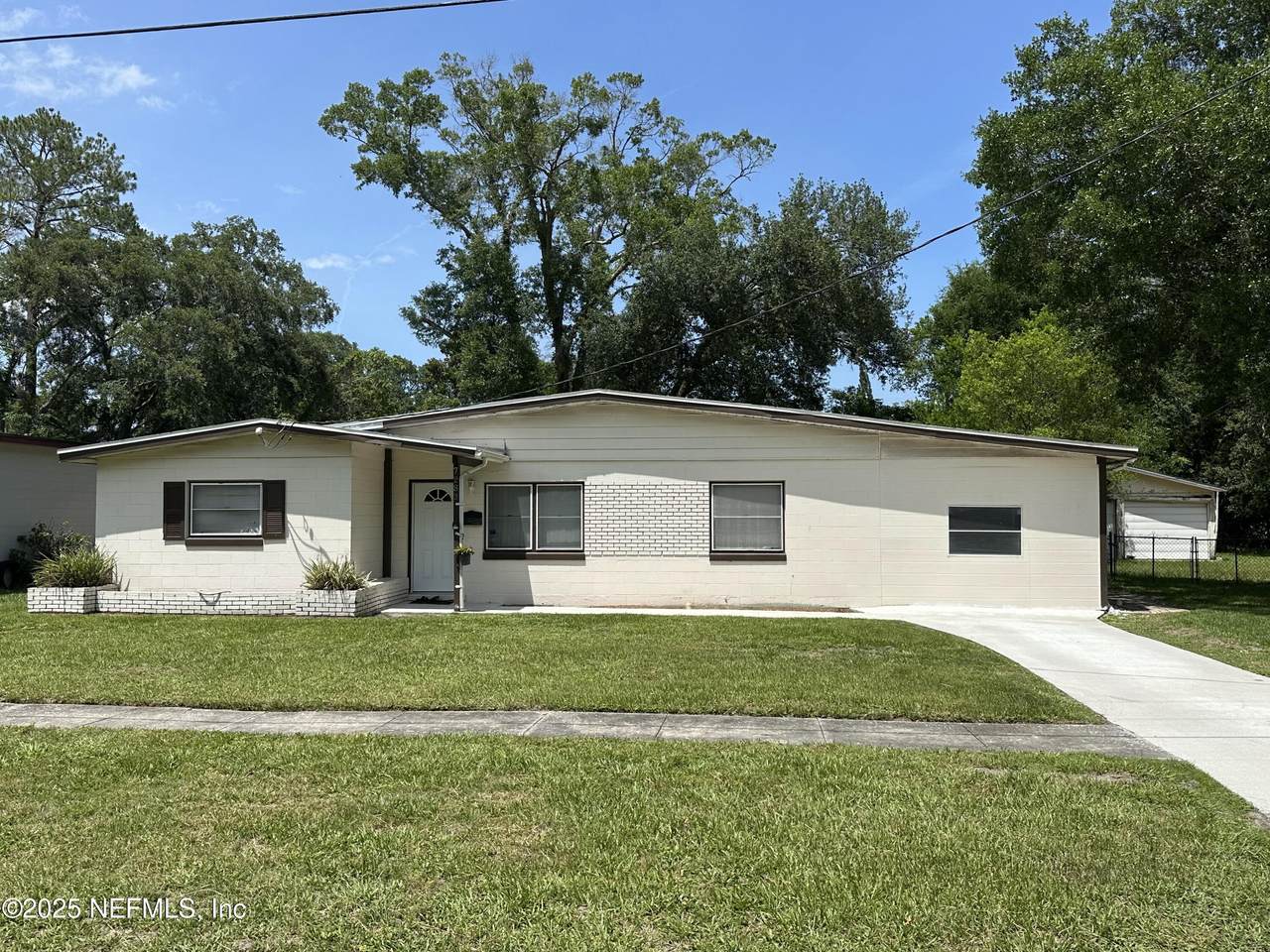 7283 Alana Road - Photo 1