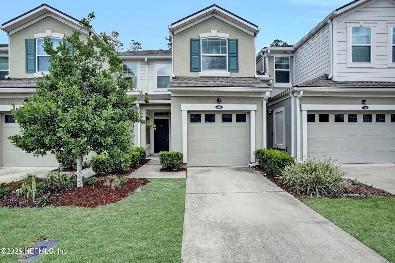 409 Richmond Drive - Photo 1
