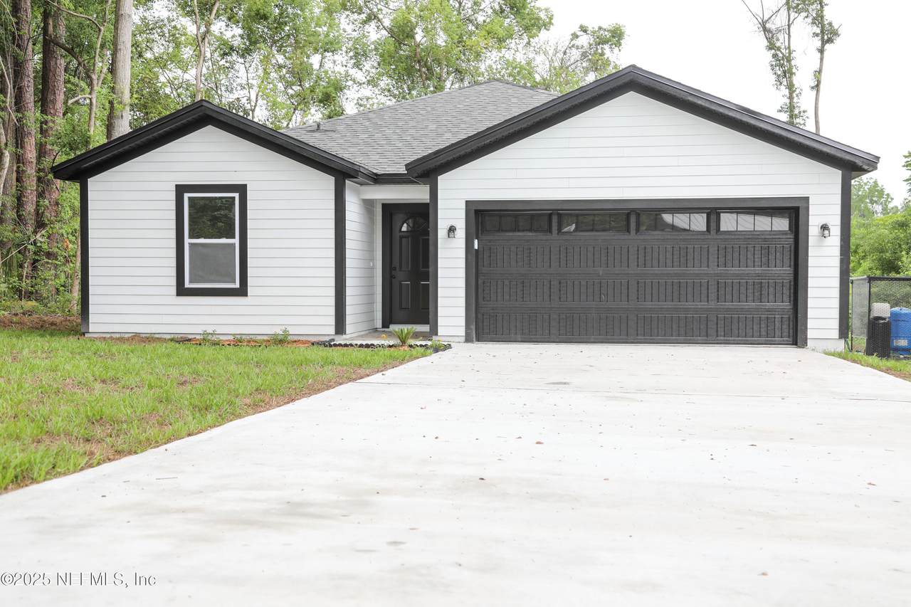 3033 Turton Avenue - Photo 1