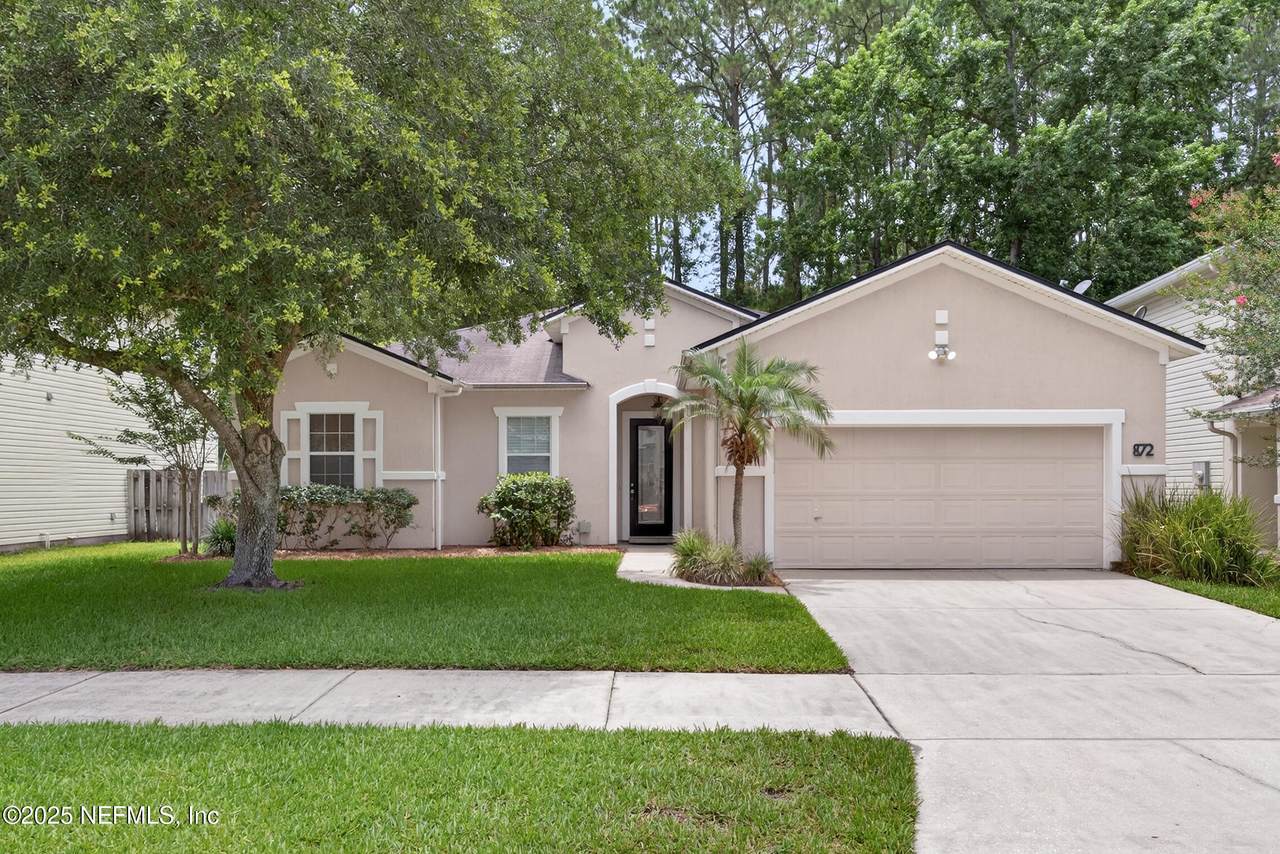 872 W Collinswood Drive - Photo 1