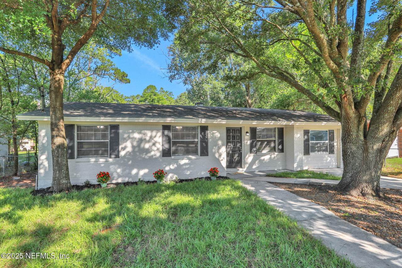 3822 Packard Drive - Photo 1