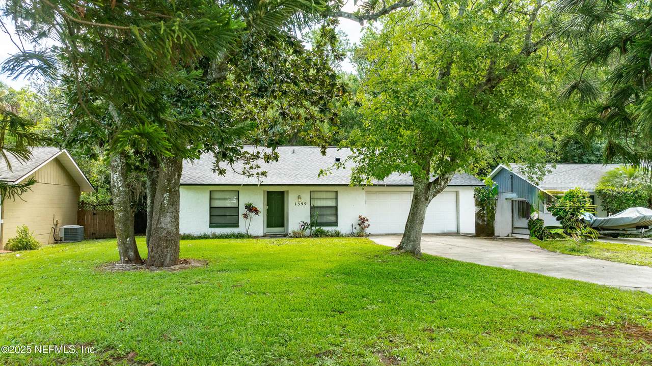 1399 Old Kings Road - Photo 1