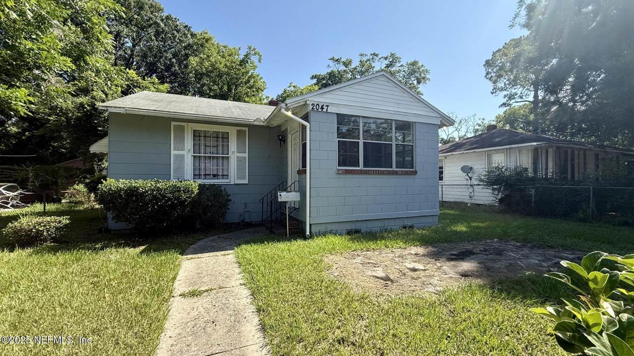2047 16TH Street - Photo 1