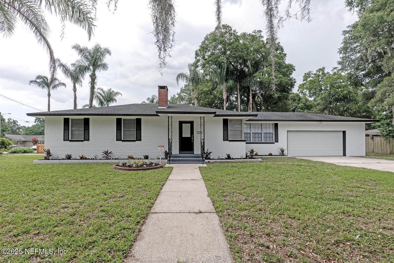 225 Sandra Road - Photo 1