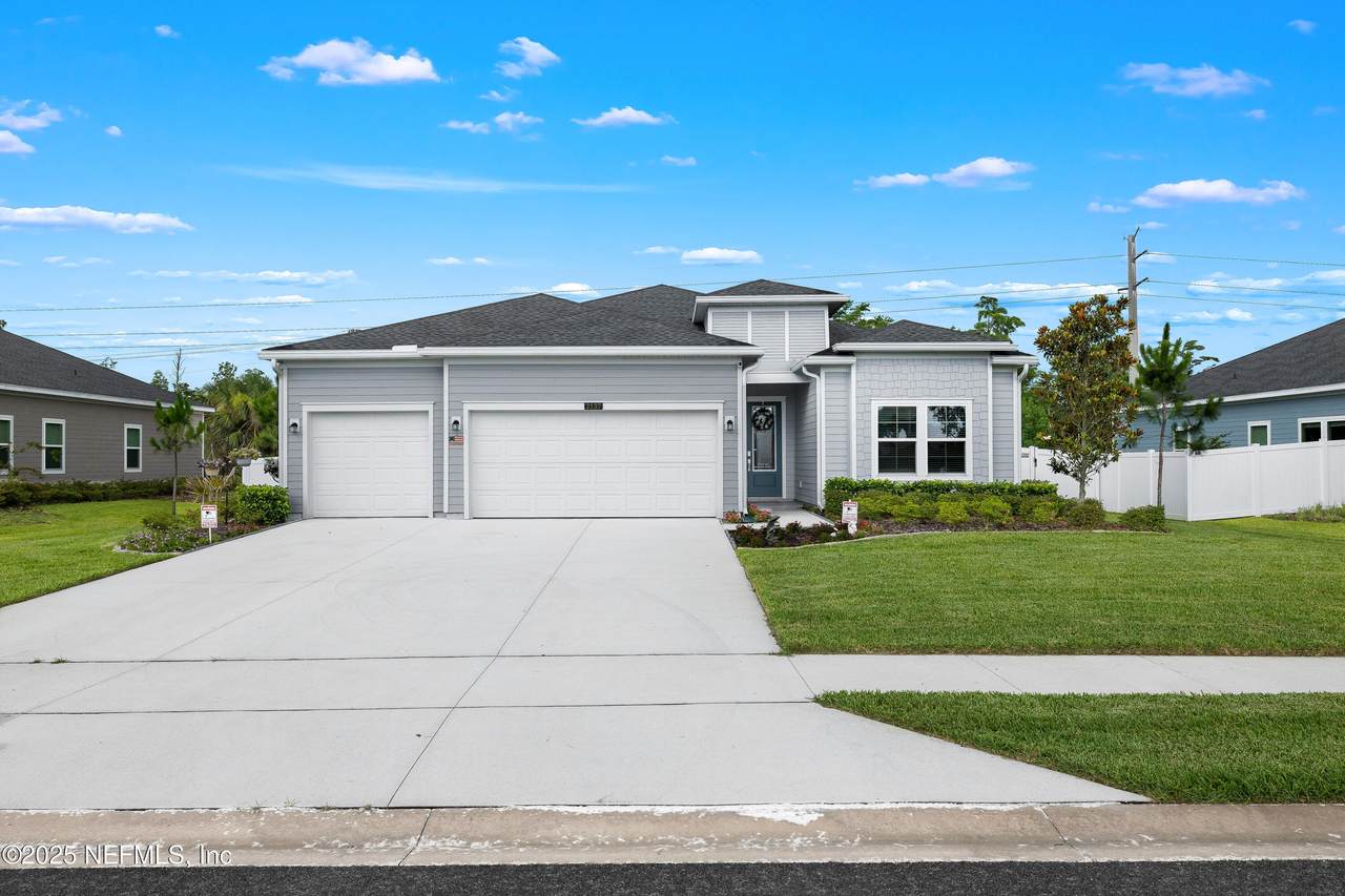 2137 Raglan Circle - Photo 1