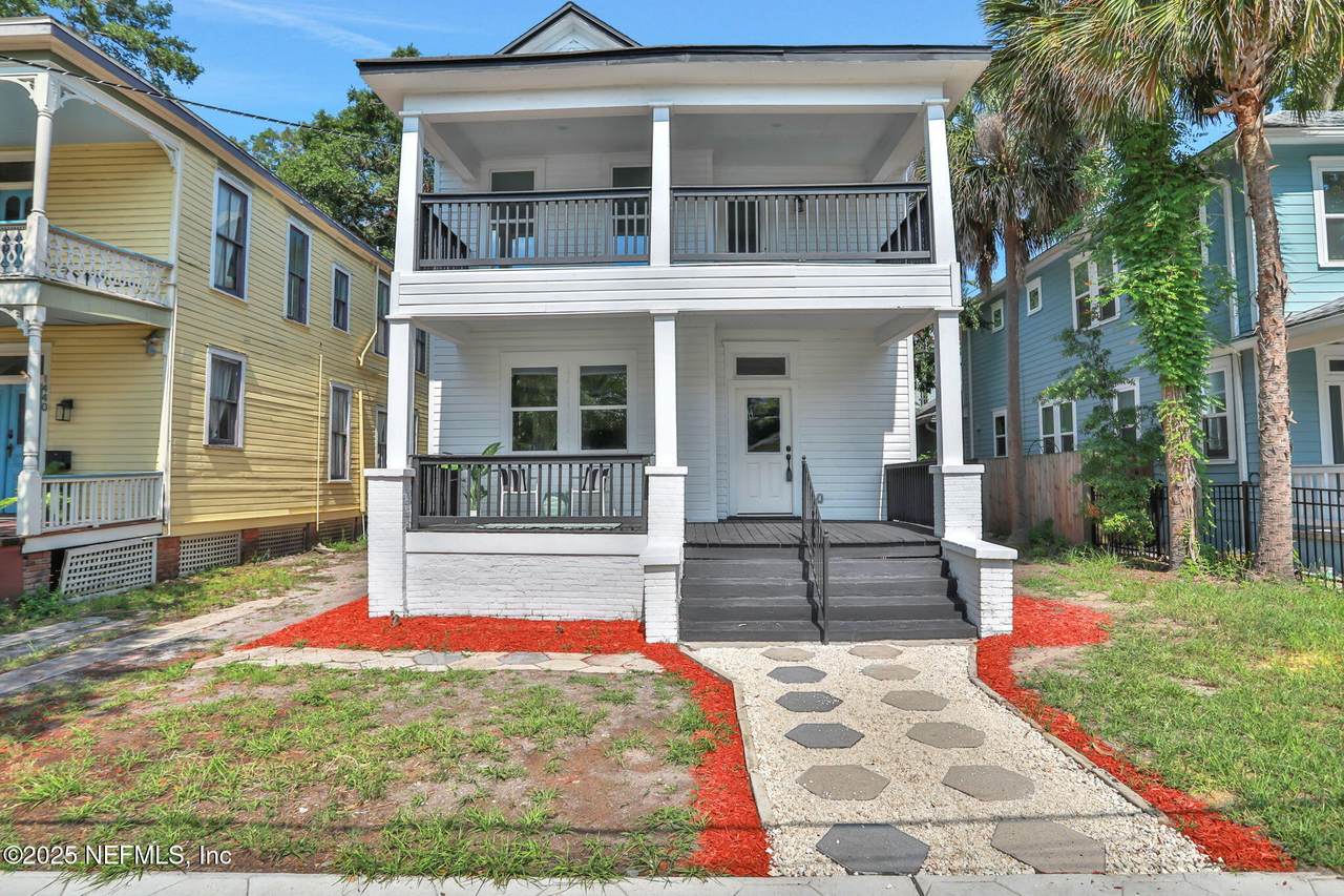 1448 Pearl Street - Photo 1