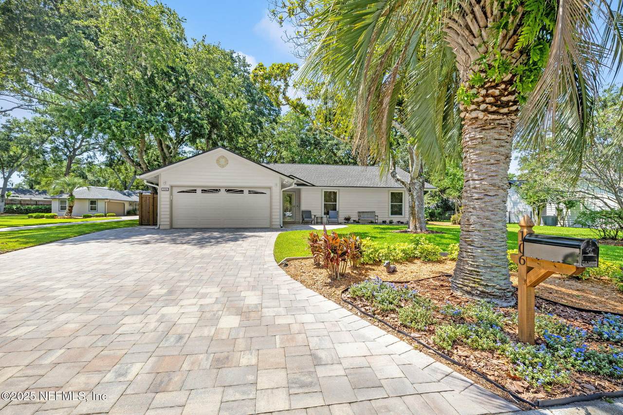 106 Poseidon Lane - Photo 1
