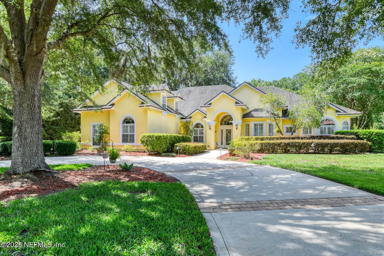 3316 Heritage Cove Drive - Photo 1
