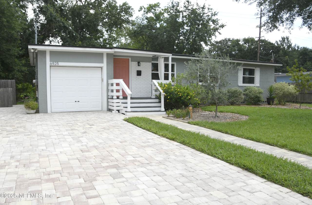6925 Sans Souci Road - Photo 1