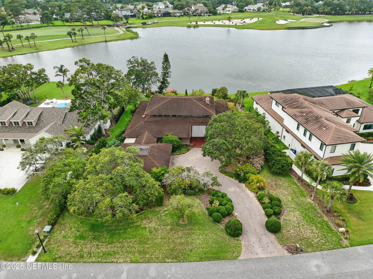 447 Osprey Point - Photo 1