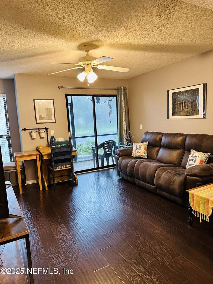 10200 Belle Rive Boulevard - Photo 1