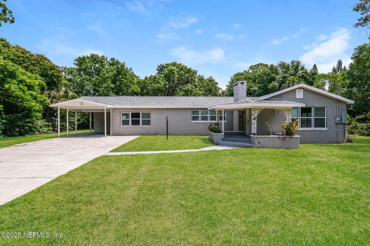 128 Aurora Street - Photo 1