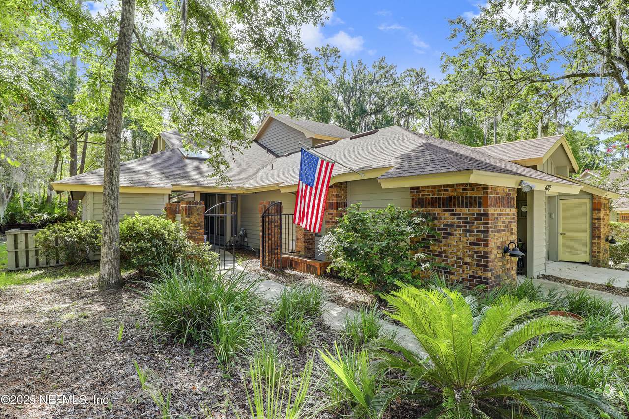 620 Wells Landing Drive - Photo 1
