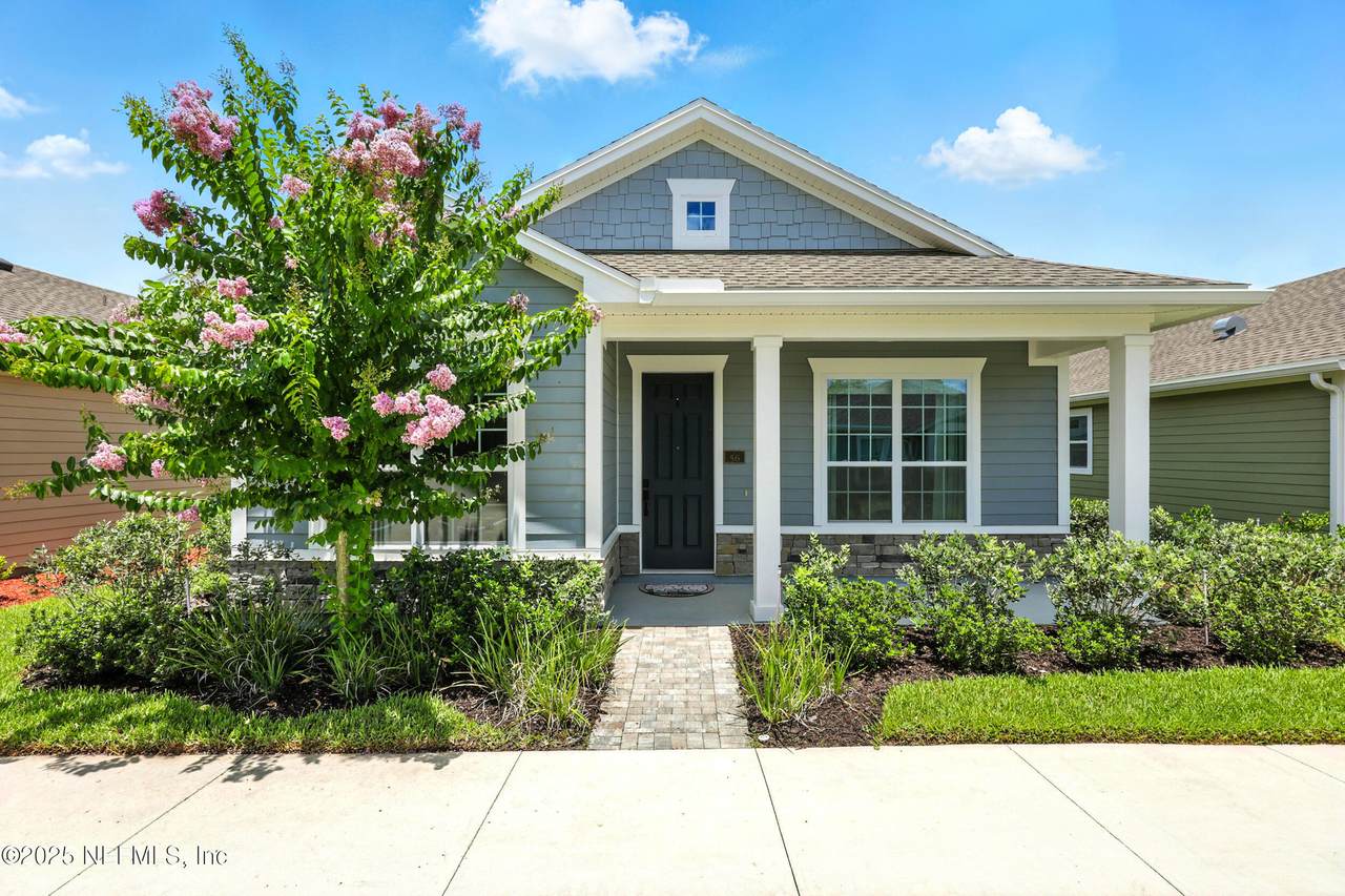 56 Gilchrist Way - Photo 1