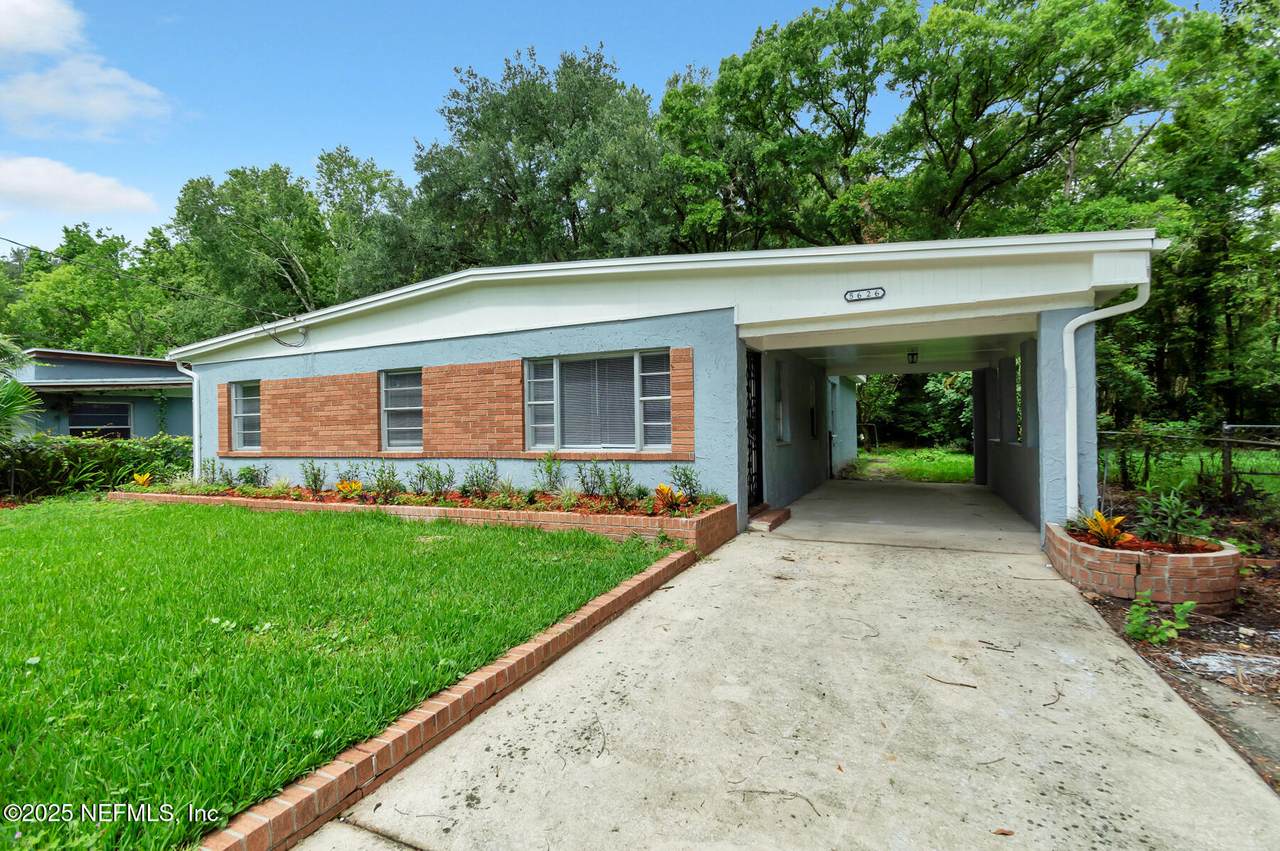 5626 Verbena Road - Photo 1