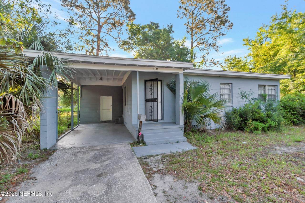 6109 Strawflower Place - Photo 1