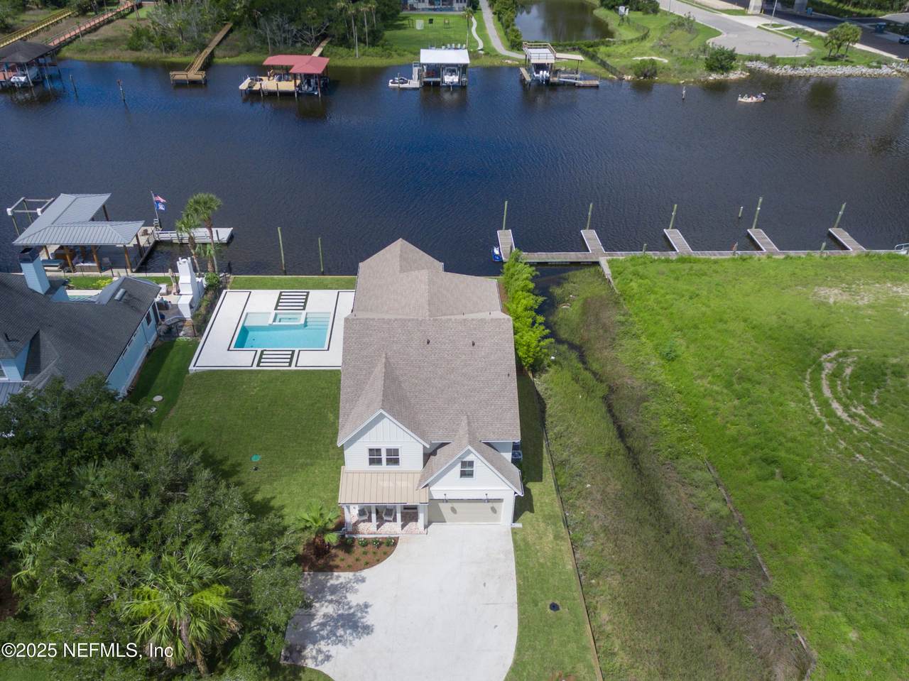 513 Canal Road - Photo 1