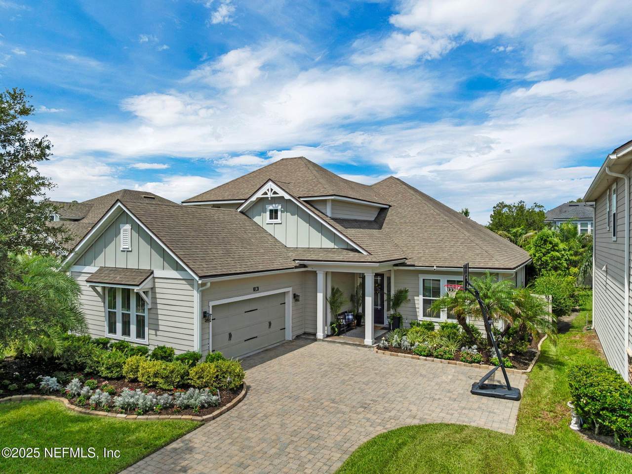 138 Valley Grove Drive - Photo 1