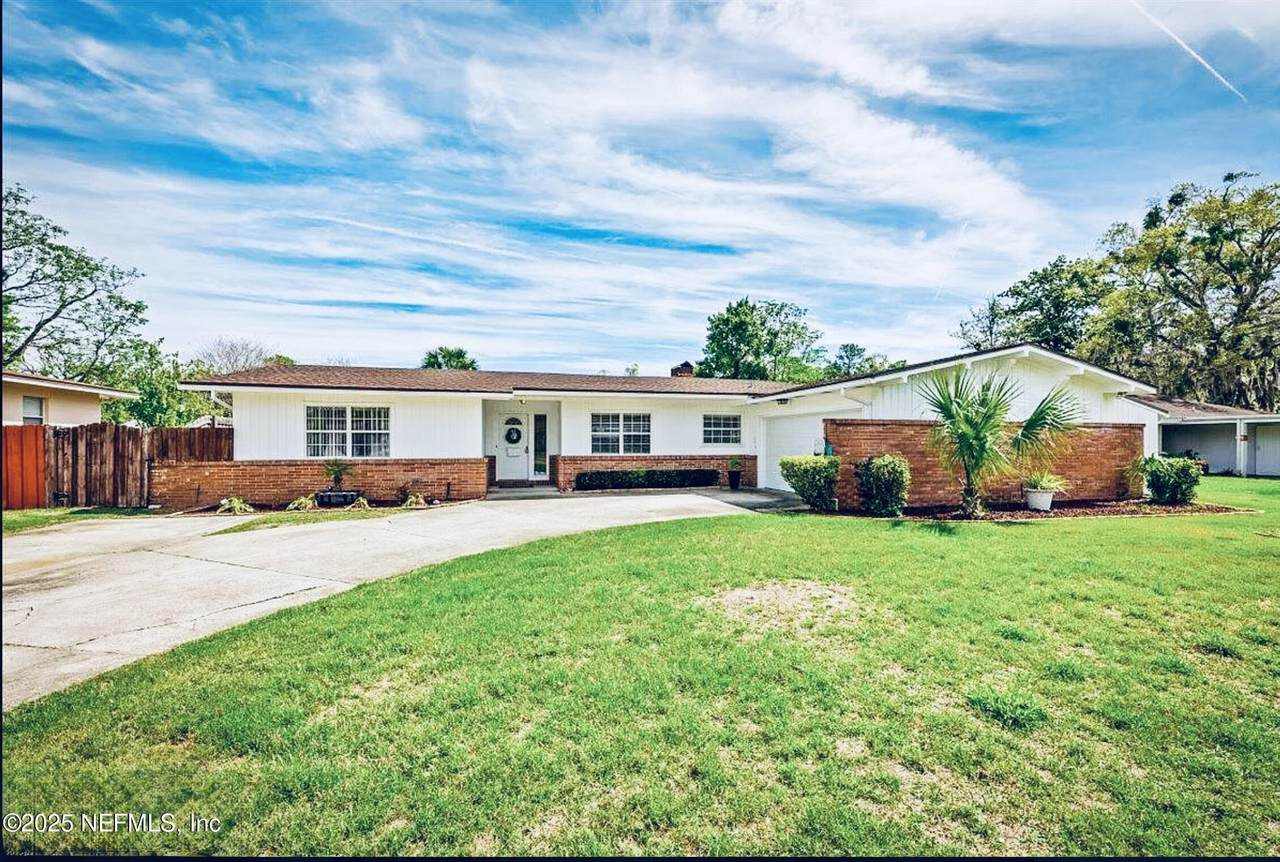 1403 Bellemeade Boulevard - Photo 1