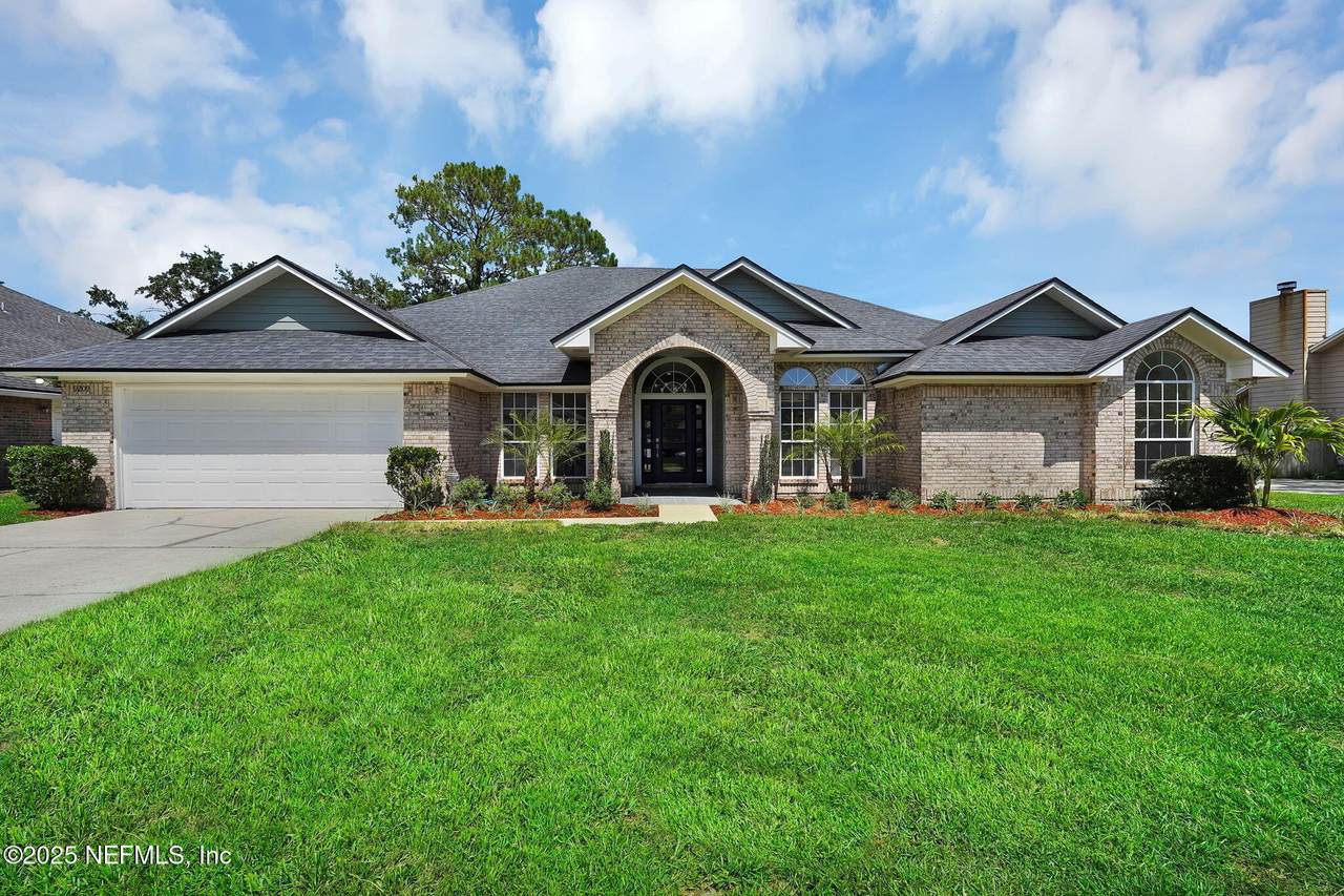 9209 Jaybird Circle - Photo 1