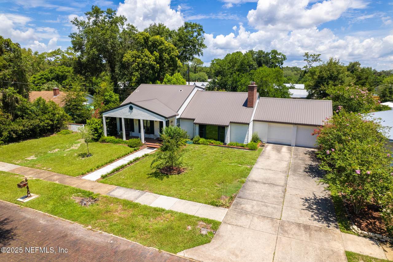 2022 Diana Drive - Photo 1