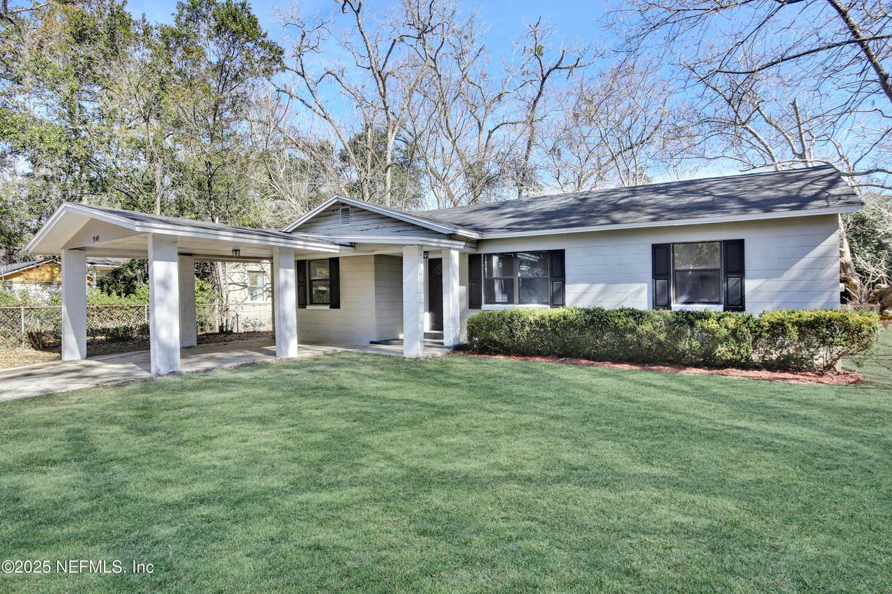 9149 12TH Avenue - Photo 1