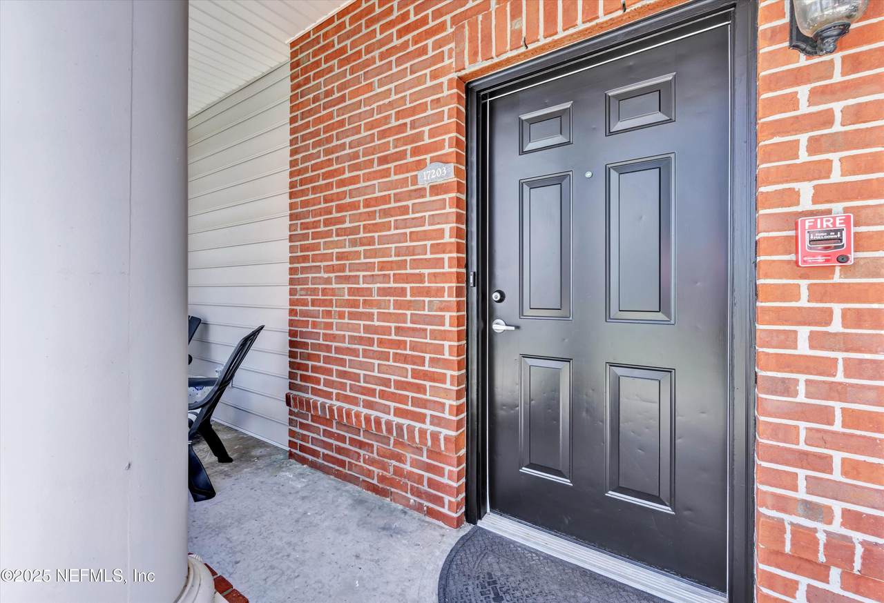 17203 Harbour Vista Circle - Photo 1