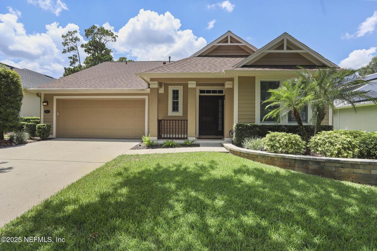 406 Ridgeway Boulevard - Photo 1