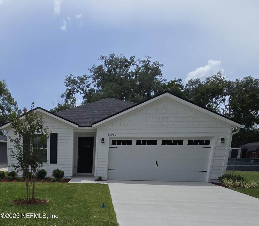 15242 Robert Avenue - Photo 1
