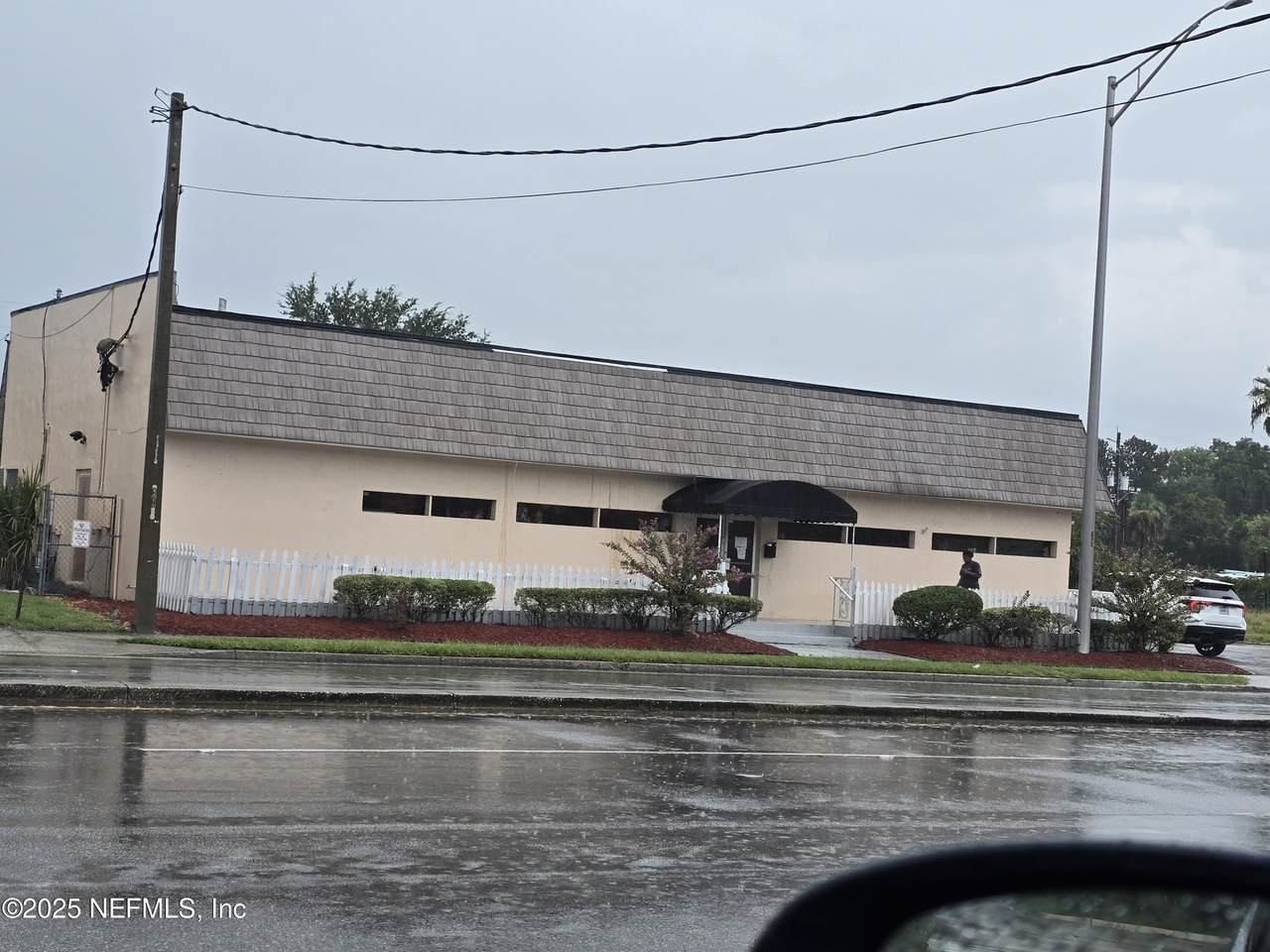 4416 Brentwood Avenue - Photo 1