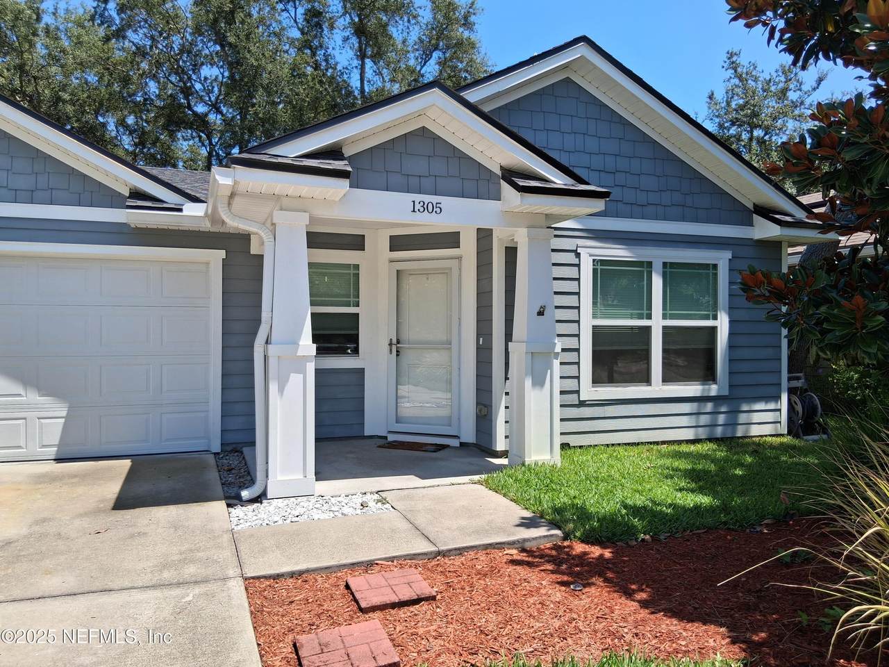 1305 Hickory Street - Photo 1
